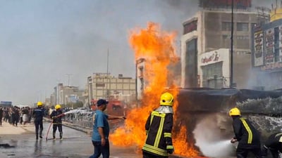 انقلاب صهريج نفط في الحلة يُشعل النار بـ”جكسارة وكيا وستوتة”