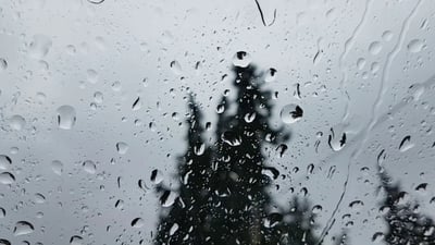 ئەم ئێوارەیە باران و کڕێوە دەبارێت