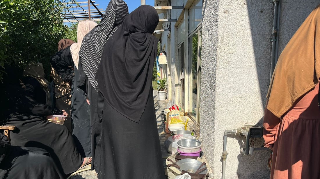 صور من داخل “الشوربة خانة” في الأعظمية وهذه قصتها من الفكرة إلى التوسع والانتشار