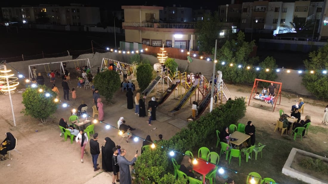 صور: العيد ليلاً في المحمودية.. لا نذهب إلى بغداد كثيراً فالمتنزهات “تتطور وتتطور”