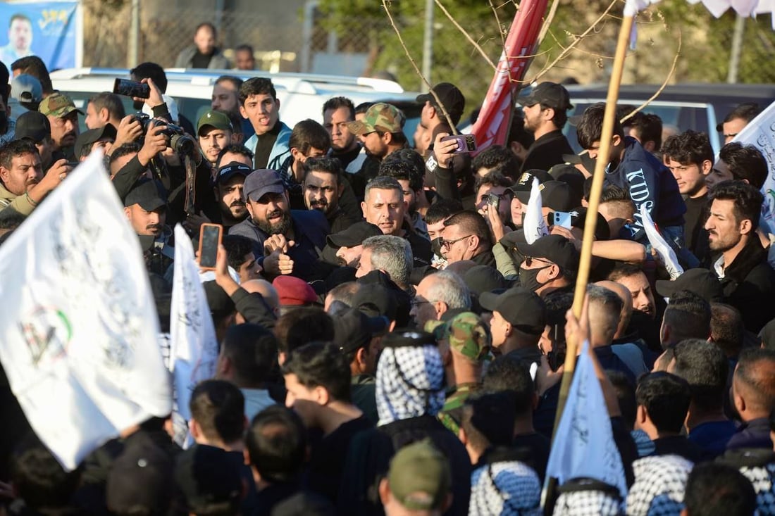 صور: الحشد يشيع “القائد أبو باقر” من أمام مديرية الإعلام