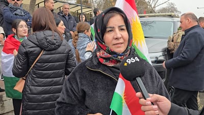 شەقامەکانی شارە حەیاتەکە بە ئاڵای کوردستان دەڕازێندرێنەوە