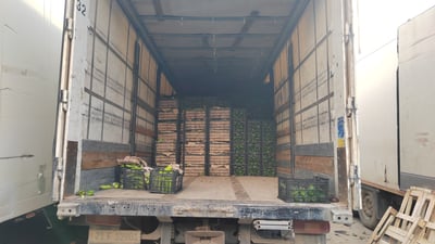 کێشەی کاسبکارانی عەلوەی کەلار بەردەوامە و بارەکانیان ناڕواتە خوارووی عێراق