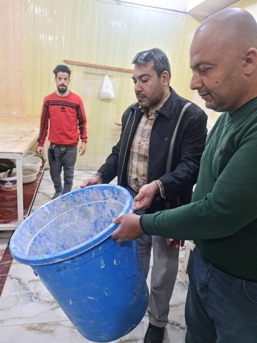 مهمل للنظافة.. ضبط “أشهر معمل حلويات في الديوانية” مخالف للشروط الصحية