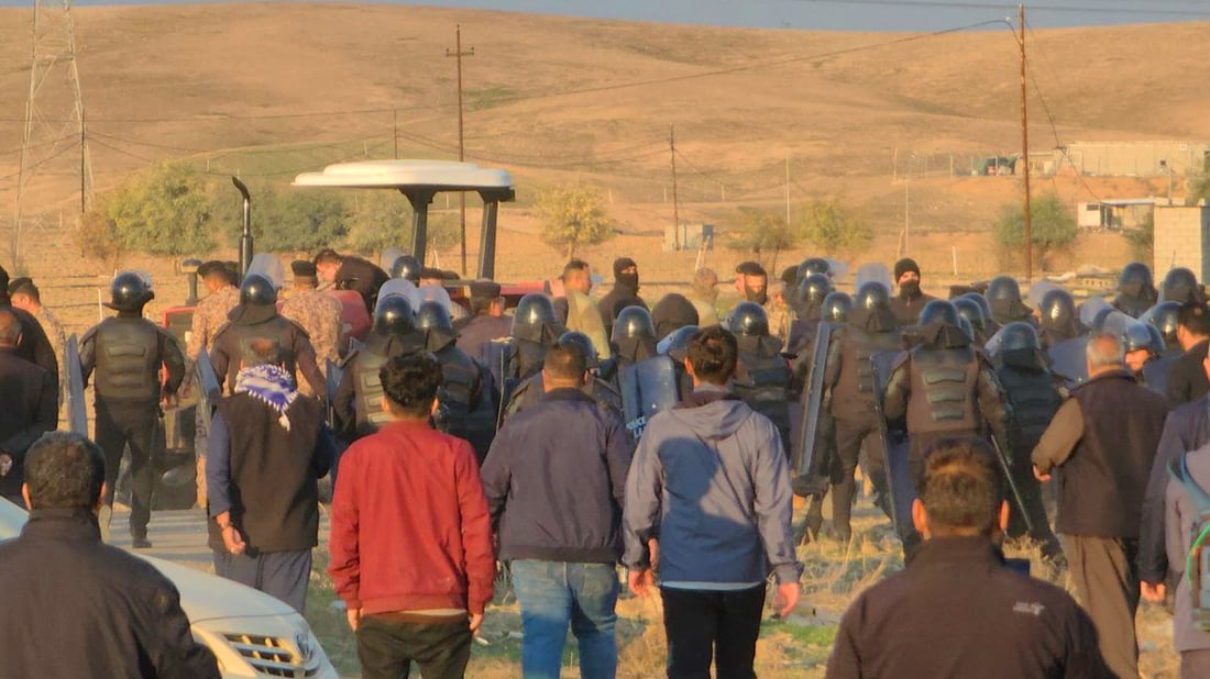 دادگایى دەکرێت؛ ئەو جوتیارەى بە ملپێچەکەى بوو بە سیمبولى جوتیارانى کورد