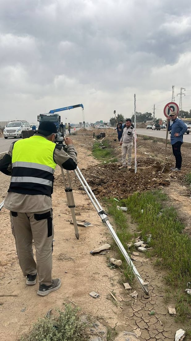 ديالى تريد القضاء على الحوادث والظلام.. المباشرة بإنارة طريق بعقوبة – الخالص (صور)