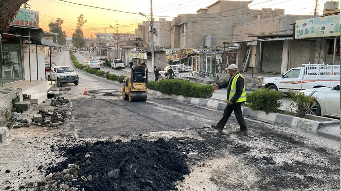 حکومەت بە هاوکاری کۆمپانیایەک  چاڵوچۆڵی شەقامێک پڕ دەکاتەوە