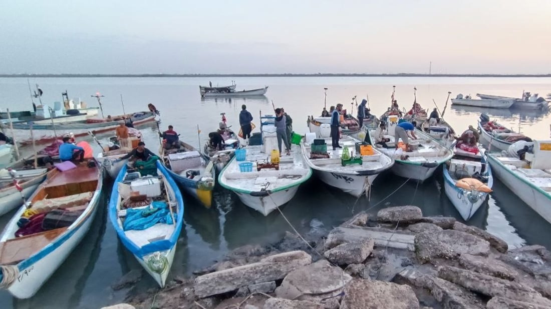 حال بحر العراق عند شواطئ البصرة ومواعيد المد والجزر غداً الجمعة