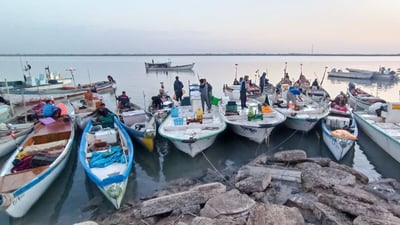 حال بحر العراق عند شواطئ البصرة ومواعيد المد والجزر غداً الجمعة