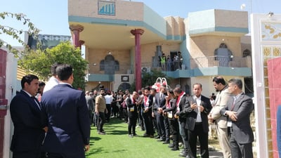 فيديو: هشام الذهبي يفتتح بيتاً لأطفال بابل.. ويعد بفروع في 4 محافظات أخرى