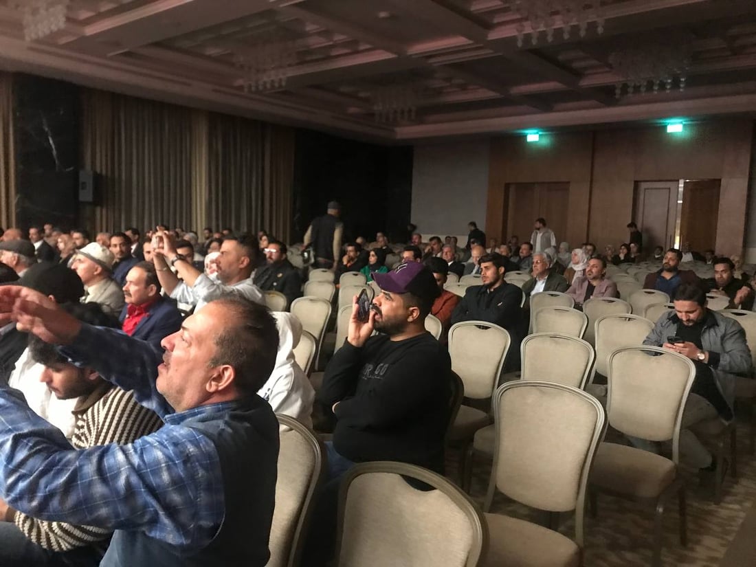 صور: جعفر الخفاف في مربد البصرة.. “أحبيني” للسياب سرقت إعجاب الحضور العربي
