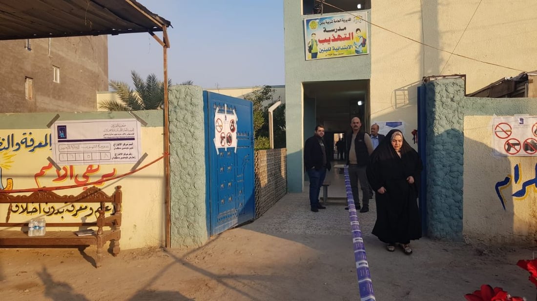 صور من انتخابات المسيب.. بعض الأحزاب وفرت حافلات نقل خاصة وبالمجان