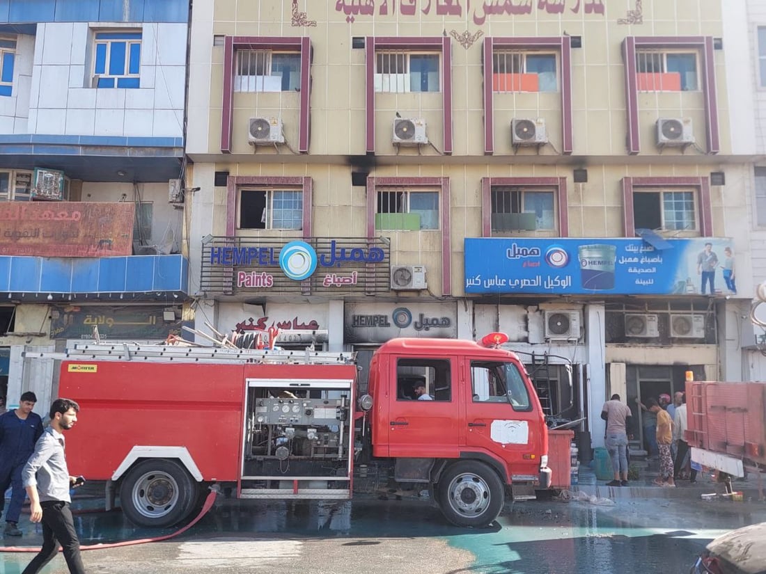 صور: حريق كبير يلتهم عمارة “حجي عباس” وسط السماوة